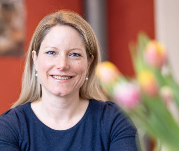sandra-wirz_closeup.jpg Porträt-Foto von Sandra Wirz, professionelle Feng Shui-Beraterin