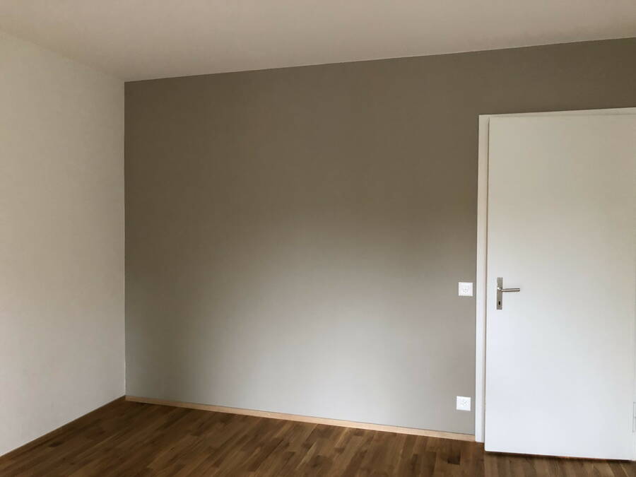 wand_taupe_website_def.jpg Feng Shui-Farbkonzept in Schlafzimmer. Blau entspannt und inspiriert.